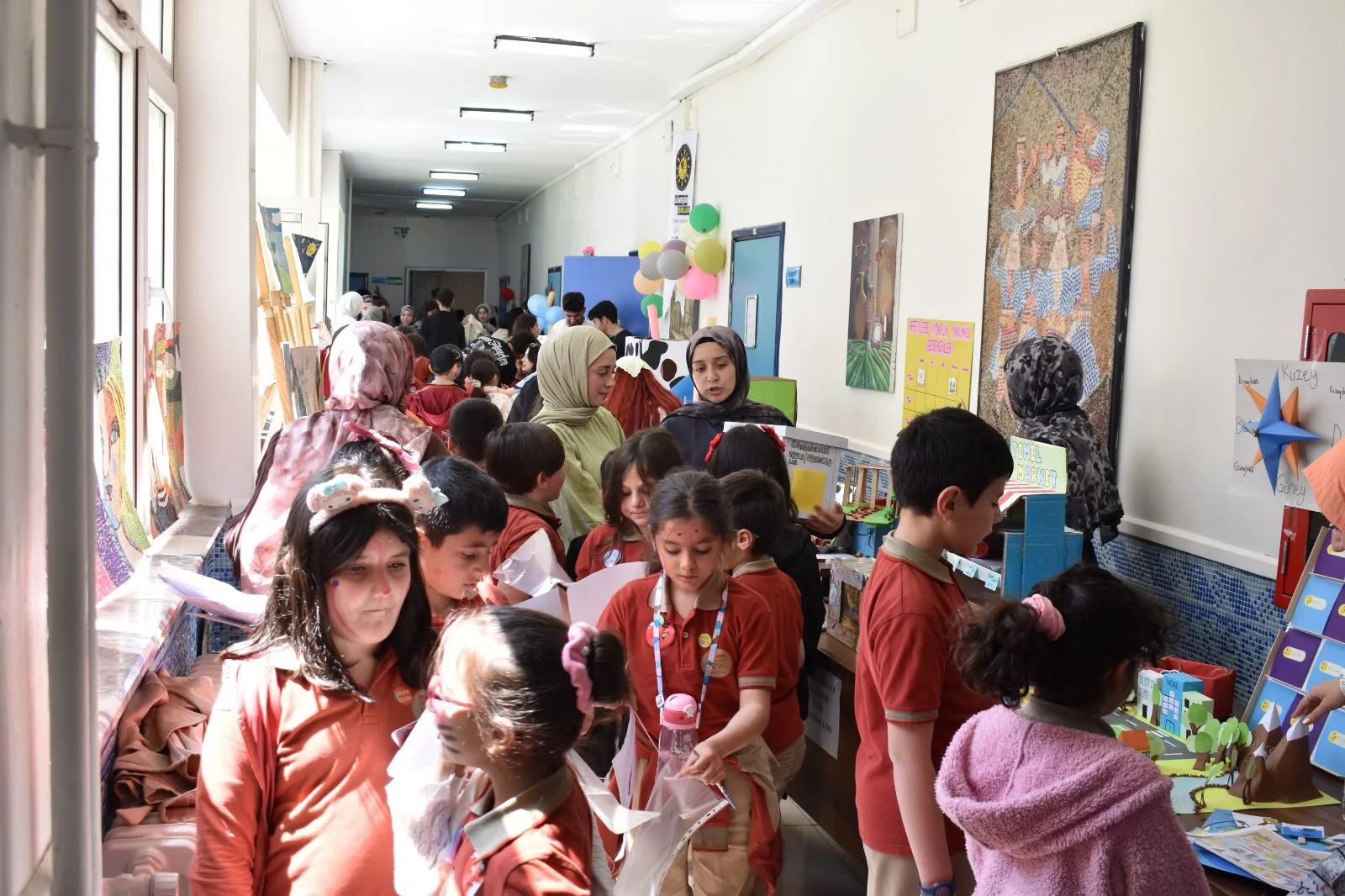 Fakültemizde Materyal ve Oyun Şenliği Düzenlendi